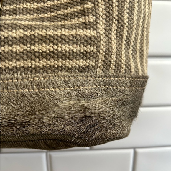 NEW Myra Bag Shoulder bag with regulator/ Neutral colors - Picture 3 of 12